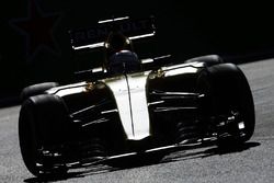 Кевин Магнуссен, Renault Sport F1 Team RS16