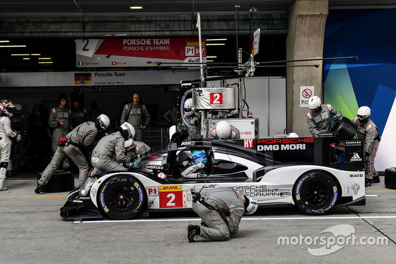 El Porsche #2 de Romain Dumas, Neel Jani y Marc Lieb