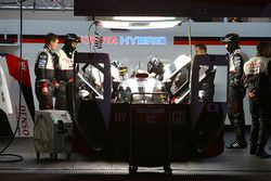 #5 Toyota Racing Toyota TS050 Hybrid: Anthony Davidson, Sébastien Buemi, Kazuki Nakajima