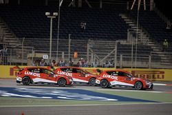 Pepe Oriola, SEAT Leon, Team Craft-Bamboo LUKOIL, Sergey Afanasyev, SEAT Leon, Team Craft-Bamboo LUKOIL and James Nash, Seat Leon Team Craft-Bamboo LUKOIL