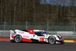 #5 Toyota Racing Toyota TS050 Hybrid: Anthony Davidson, Sébastien Buemi, Kazuki Nakajima