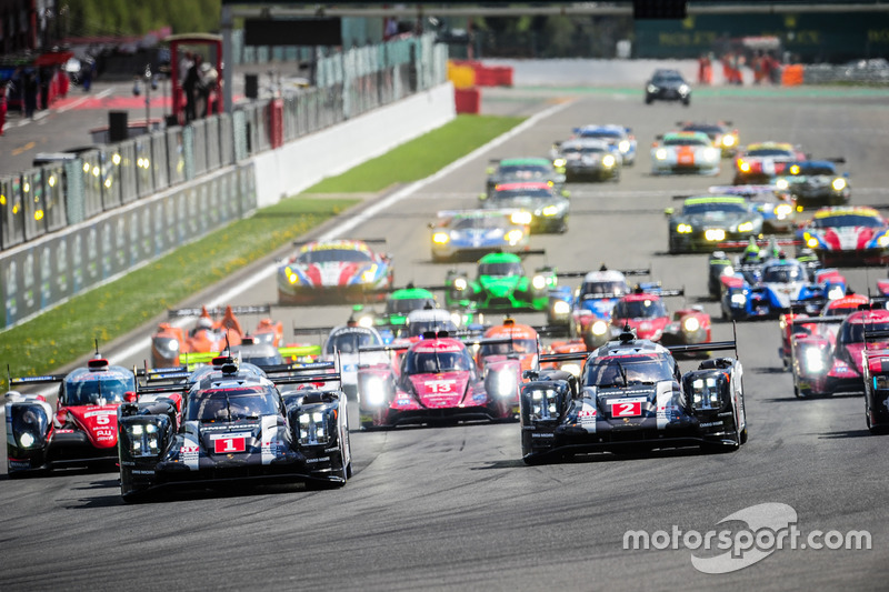 Start: #1 Porsche Team, Porsche 919 Hybrid: Timo Bernhard, Mark Webber, Brendon Hartley, in Führung