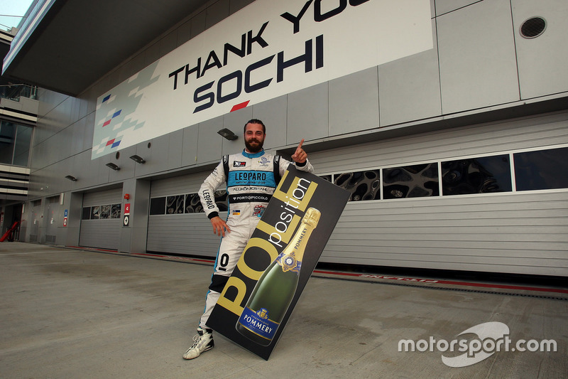 Pole position per Stefano Comini, Leopard Racing, Volkswagen Golf GTI TCR