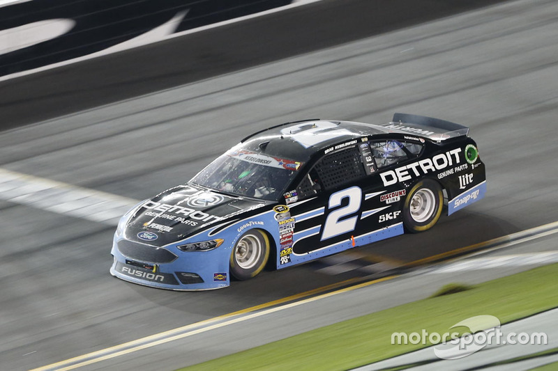 Yarış galibi Brad Keselowski, Team Penske Ford