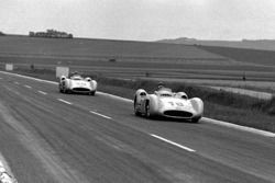 Juan Manuel Fangio ve Karl Kling, Mercedes-Benz W 196 R