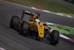 Kevin Magnussen, Renault Sport F1 Team RS16