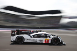 #1 Porsche Team, Porsche 919 Hybrid: Timo Bernhard, Mark Webber, Brendon Hartley