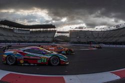 #71 AF Corse Ferrari 488 GTE: Davide Rigon, Sam Bird y#26 G-Drive Racing Oreca 05 - Nissan: Roman Ru