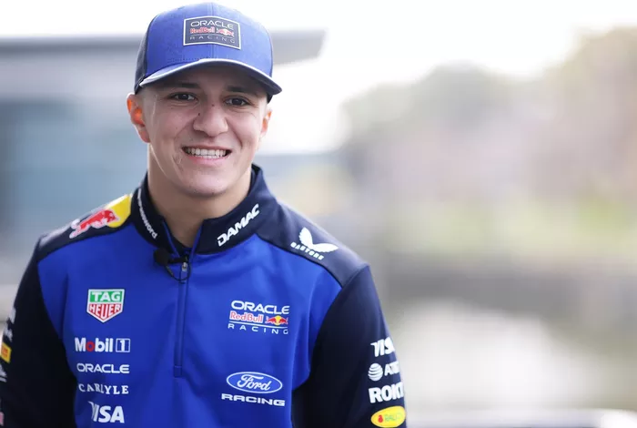Isack Hadjar, Red Bull Racing