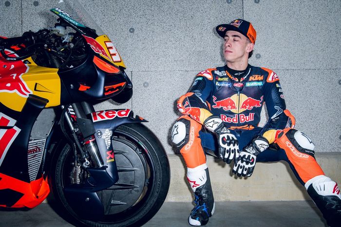 Pedro Acosta, Tim Balap Pabrik Red Bull KTM