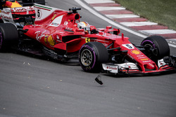 Sebastian Vettel, Ferrari SF70H, crash
