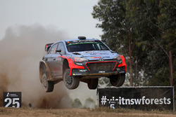 Thierry Neuville, Nicolas Gilsoul, Hyundai i20 WRC, Hyundai Motorsport