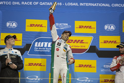 Podium : le vainqueur Mehdi Bennani, Sébastien Loeb Racing, Citroën C-Elysée WTCC