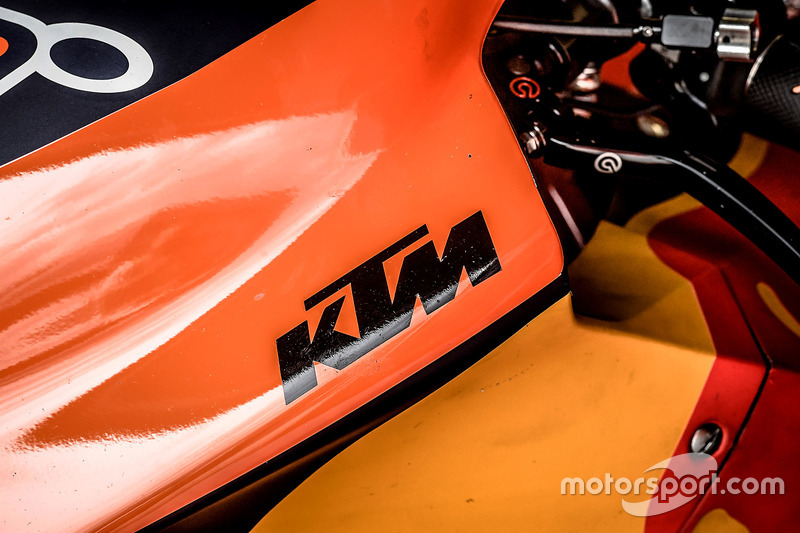 Verkleidung am Bike von Red Bull KTM Factory Racing