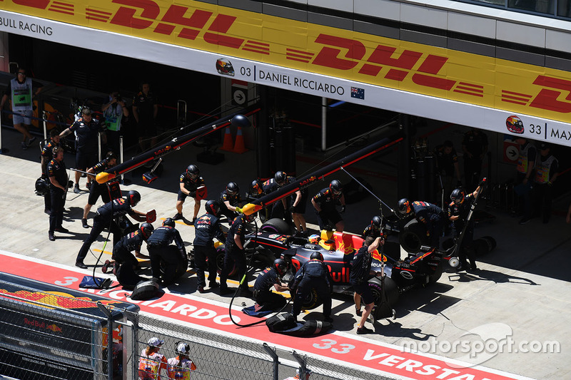 DNF Daniel Ricciardo, Red Bull Racing RB13