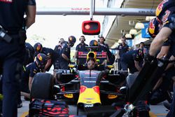 Red Bull Racing s'entraîne aux arrêts aux stands