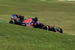 Daniil Kvyat, Scuderia Toro Rosso STR11