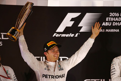 Podium: second place and new world champion Nico Rosberg, Mercedes AMG Petronas F1