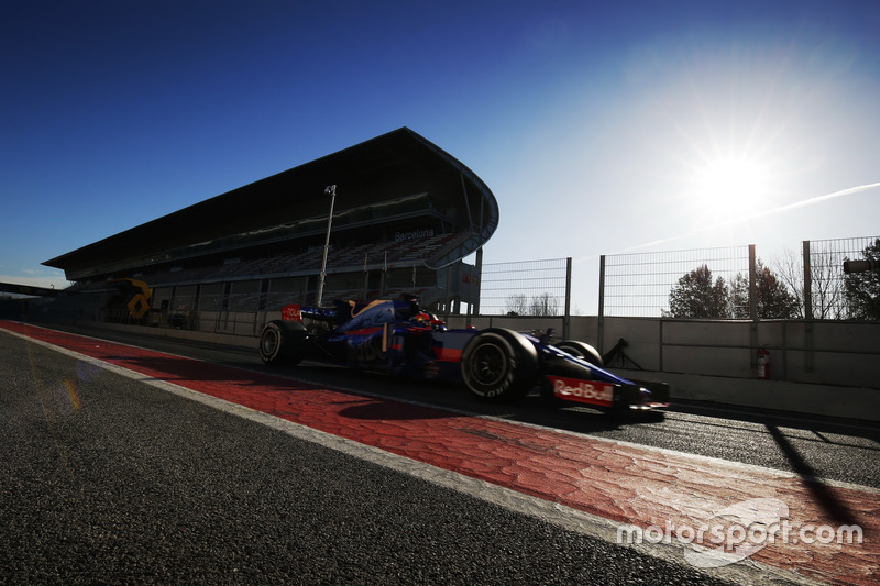 Даниил Квят, Toro Rosso STR12