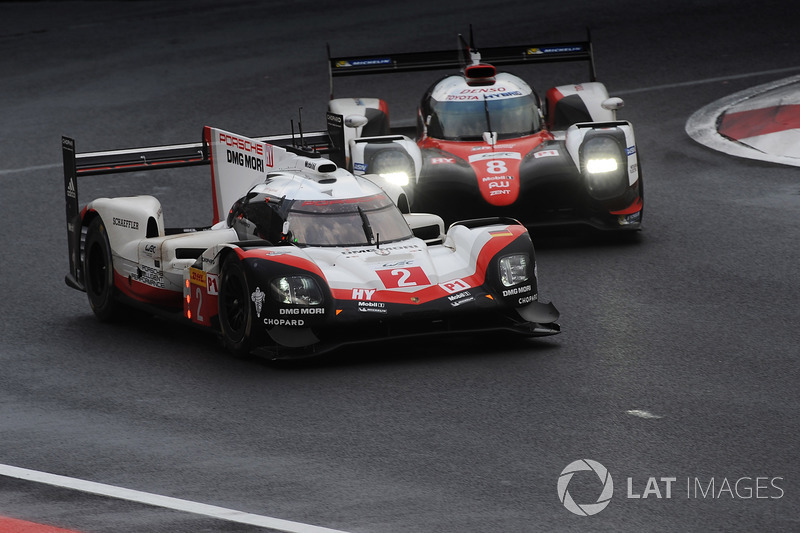 #2 Porsche Team Porsche 919 Hybrid: Timo Bernhard, Earl Bamber, Brendon Hartley, #8 Toyota Gazoo Rac