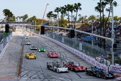 #10 Wayne Taylor Racing Cadillac DPi: Ricky Taylor, Jordan Taylor