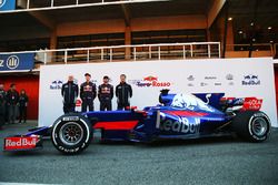 Franz Tost, Scuderia Toro Rosso Team Principal, Daniil Kvyat, Carlos Sainz Jr., Scuderia Toro Rosso