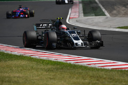 Kevin Magnussen, Haas VF-17