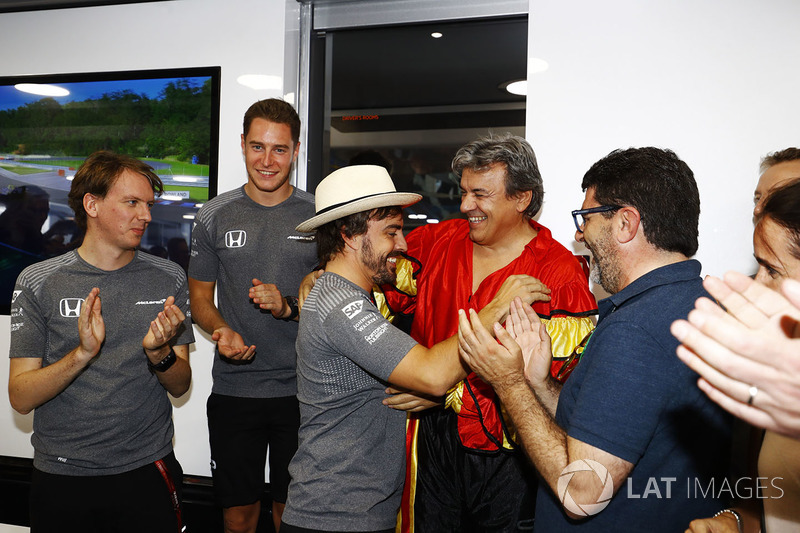 Fernando Alonso, McLaren, celebra su cumpleaños