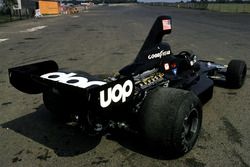 Jean-Pierre Jarier, Shadow DN7