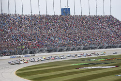 Start: Kyle Busch, Joe Gibbs Racing Toyota, führt