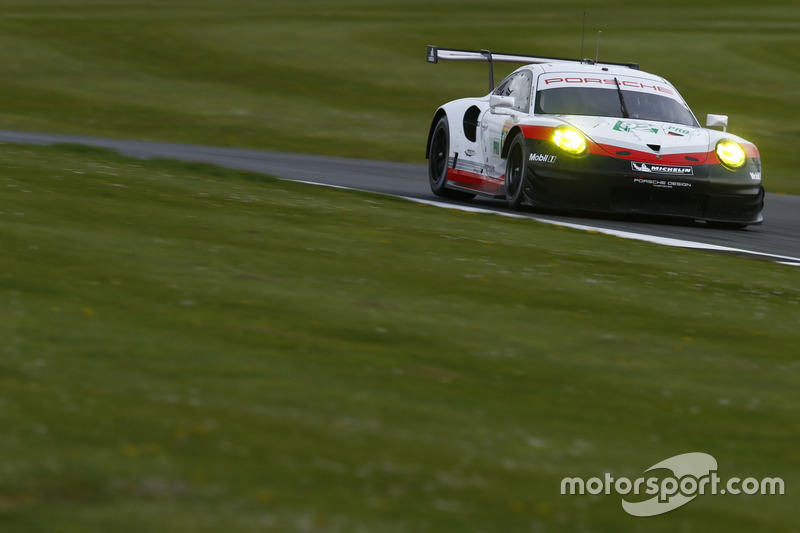 #92 Porsche Team Porsche 911 RSR: Michael Christensen, Kevin Estre