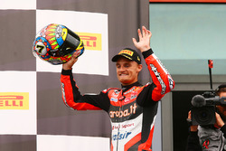 Le vainqueur, Chaz Davies, Ducati Team