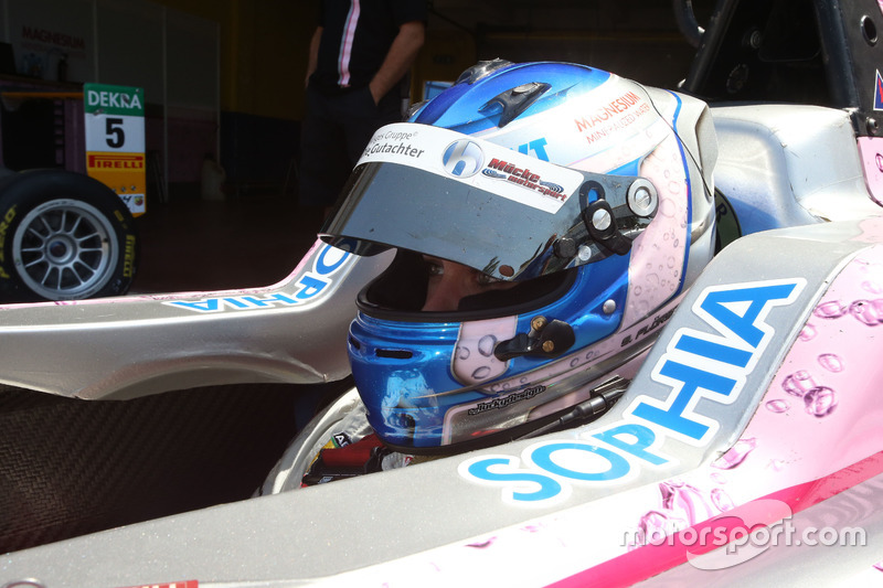 Sophia Floersch, BWT Mucke Motorsport