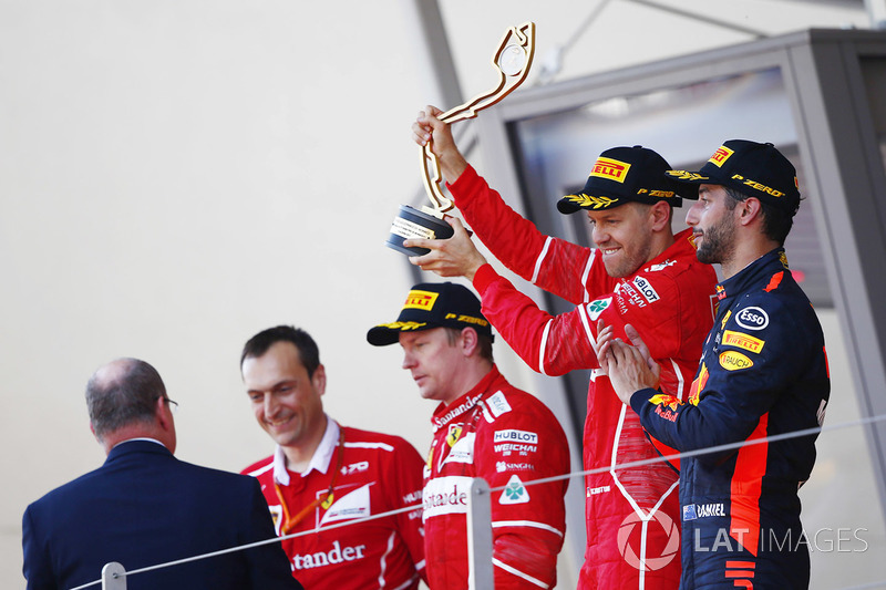 Pemenang balapan, Sebastian Vettel, Ferrari; runner-up, Kimi Raikkonen, Ferrari; peringkat ketiga, Daniel Ricciardo, Red Bull Racing