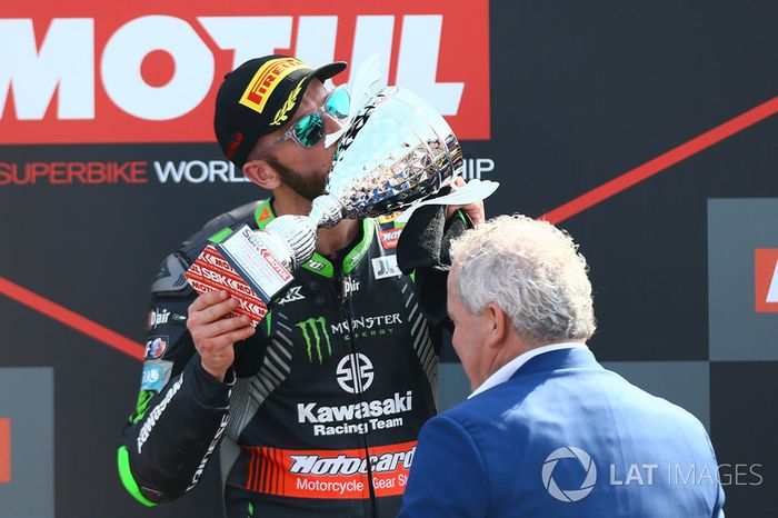 Podium: ganador, Tom Sykes, Kawasaki Racing