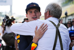 Max Verstappen, Red Bull Racing, Helmut Markko, Consultant, Red Bull Racing