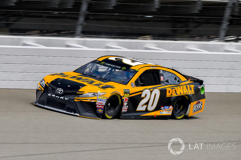 8. Erik Jones, Joe Gibbs Racing, Toyota Camry DeWalt