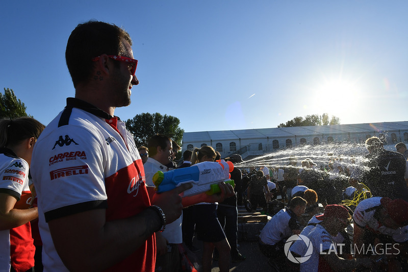 Sauber lors de la course de radeaux
