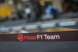 Haas F1 garage barrier