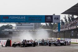 Andre Lotterer, Techeetah, at the start of the race