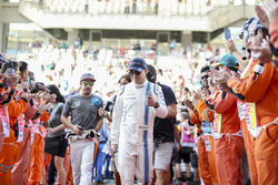 Felipe Massa, Williams, Fernando Alonso, McLaren, in the drivers parade