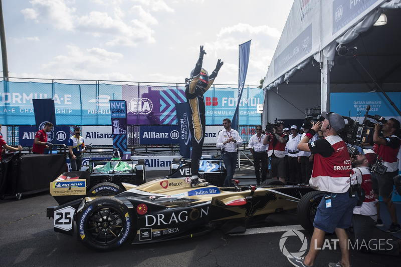 Jean-Eric Vergne, Techeetah, merayakan gelar musim keempat