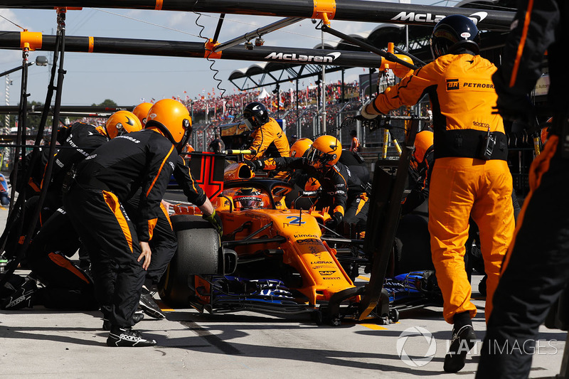 Stoffel Vandoorne, McLaren MCL33