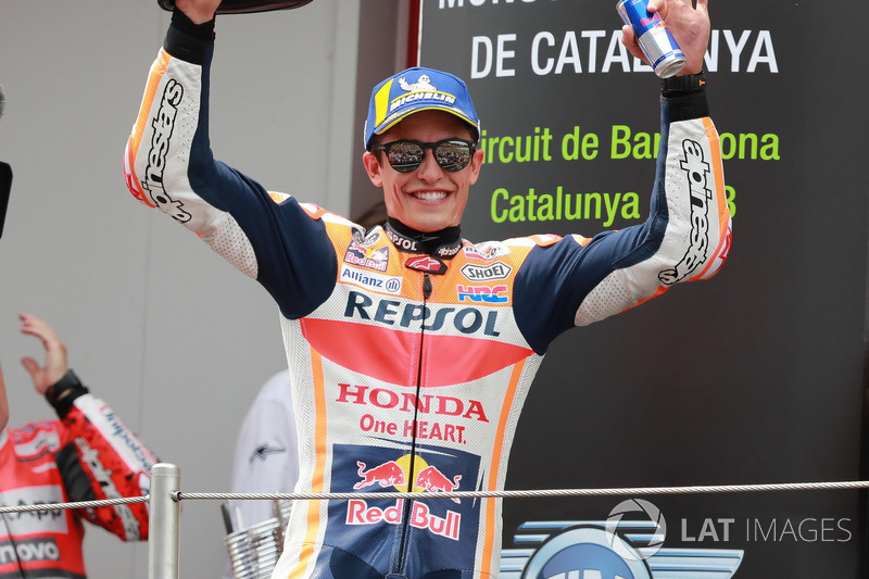 Marc Márquez: “Minha estratégia era focar na largada. Escolhi os pneus duros e sabia que Jorge ia me passar, estava o esperando. Minha mentalidade era tentar segui-lo e abrir do resto.”