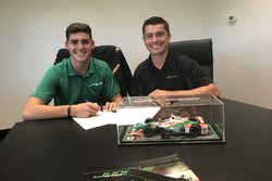 Rinus van Kalmthout tekent een contract bij Juncos Racing
