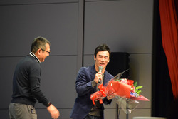 佐藤琢磨と大谷達也氏