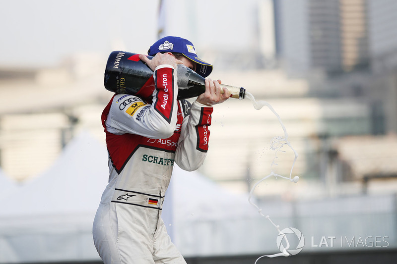 Podium: race winner Daniel Abt, Audi Sport ABT Schaeffler