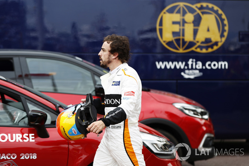 Fernando Alonso, McLaren, gagal selesaikan balapan