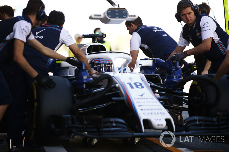 Lance Stroll, Williams FW41, pit stop