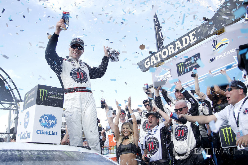 Kevin Harvick, Stewart-Haas Racing, Ford Fusion Jimmy John's